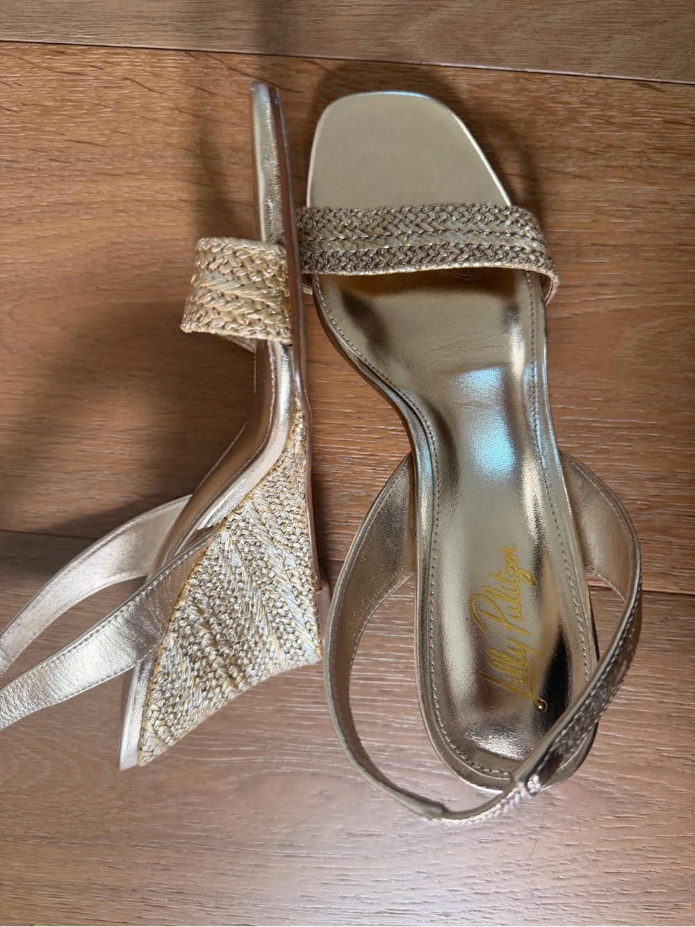 Lilly Pulitzer Metallic Gold Woven Wedge Sandals 9